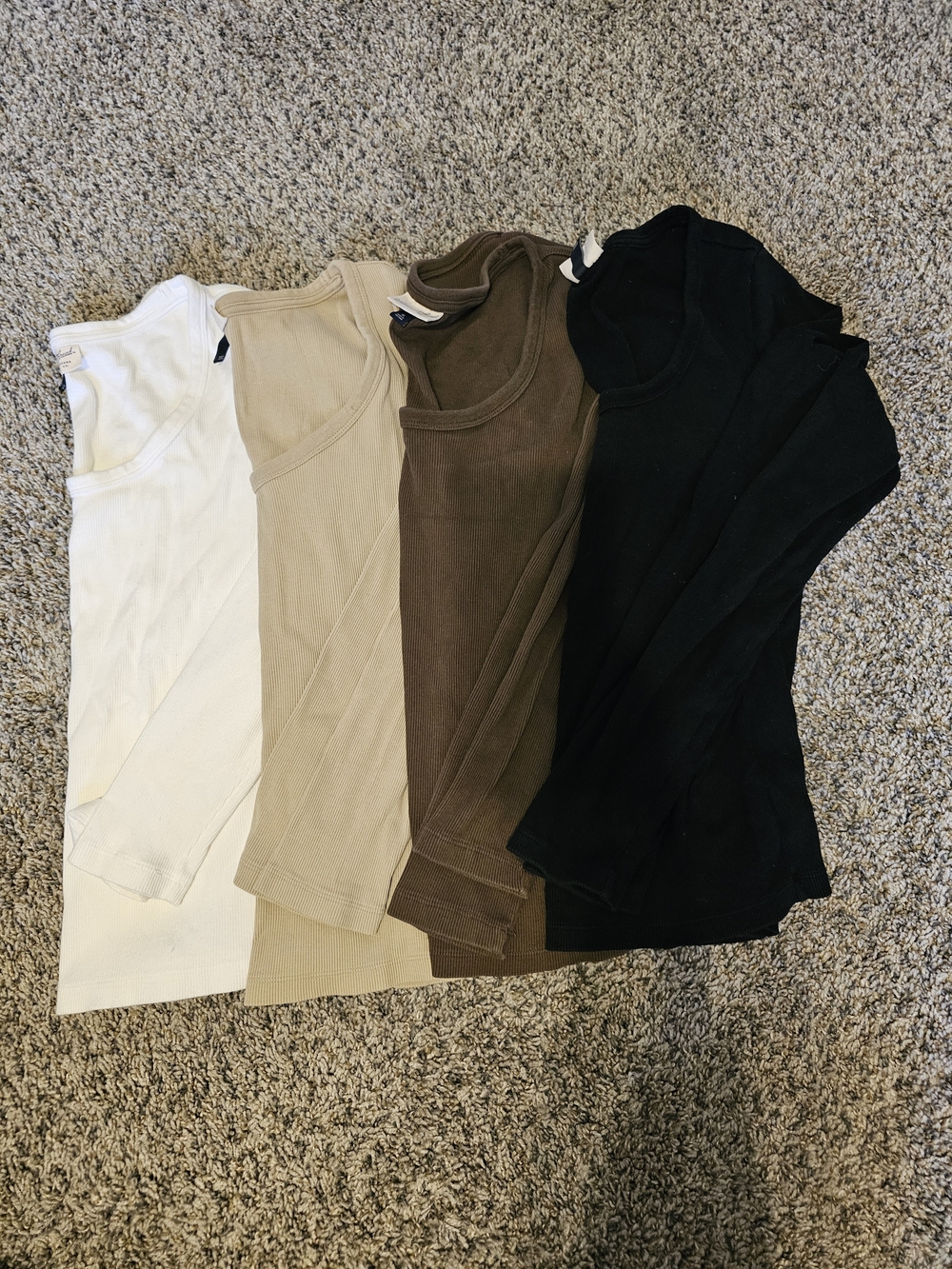 Universal Thread White, Tan, Brown & Black Ribbed Long Sleeve Tops 4-pack